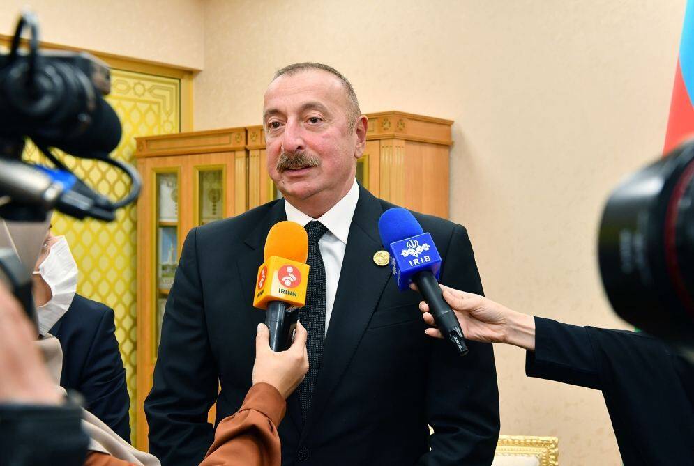 Президент Ильхам Алиев: Мы решили, что отныне ирано-азербайджанские отношения будут развиваться во всех сферах по возрастающей