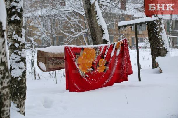 Гололед и сильный снег ожидается в ряде районов Коми