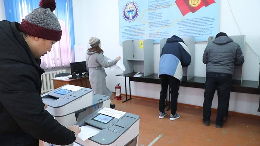 Наблюдатель от СНГ назвал выборы в Киргизии свободными и прозрачными