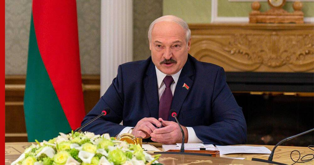 Лукашенко заявил, что Польша и Великобритания с подачи США намерены разрушить Евросоюз