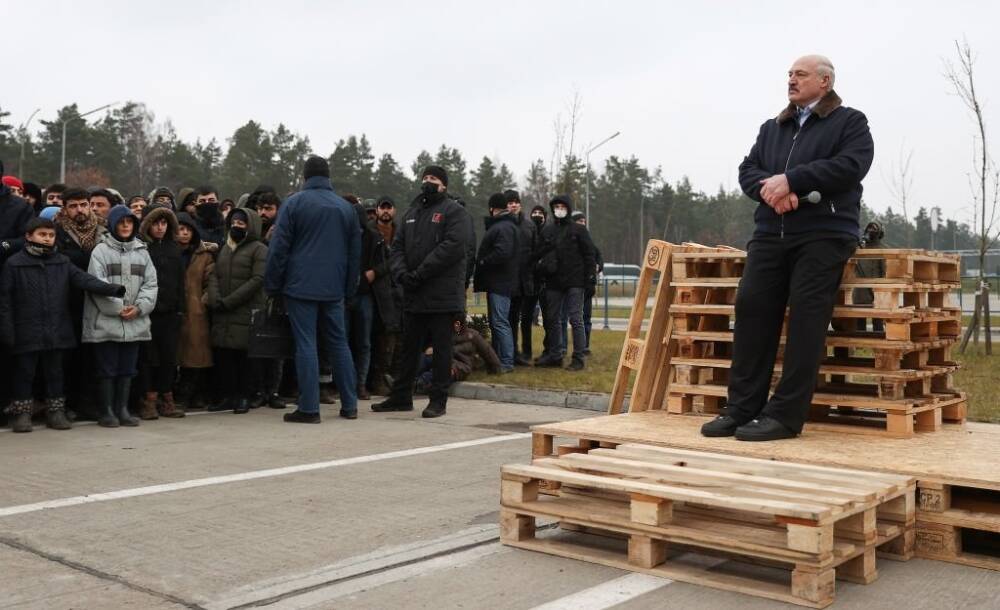 Полковник Трухан: Лукашенко подставляет Россию угрозами в адрес...