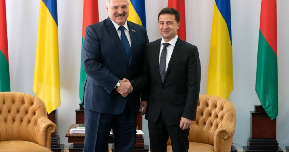 Переговоры неуместны: Кулеба заявил, что не советовал бы Зеленскому общаться напрямую с Лукашенко