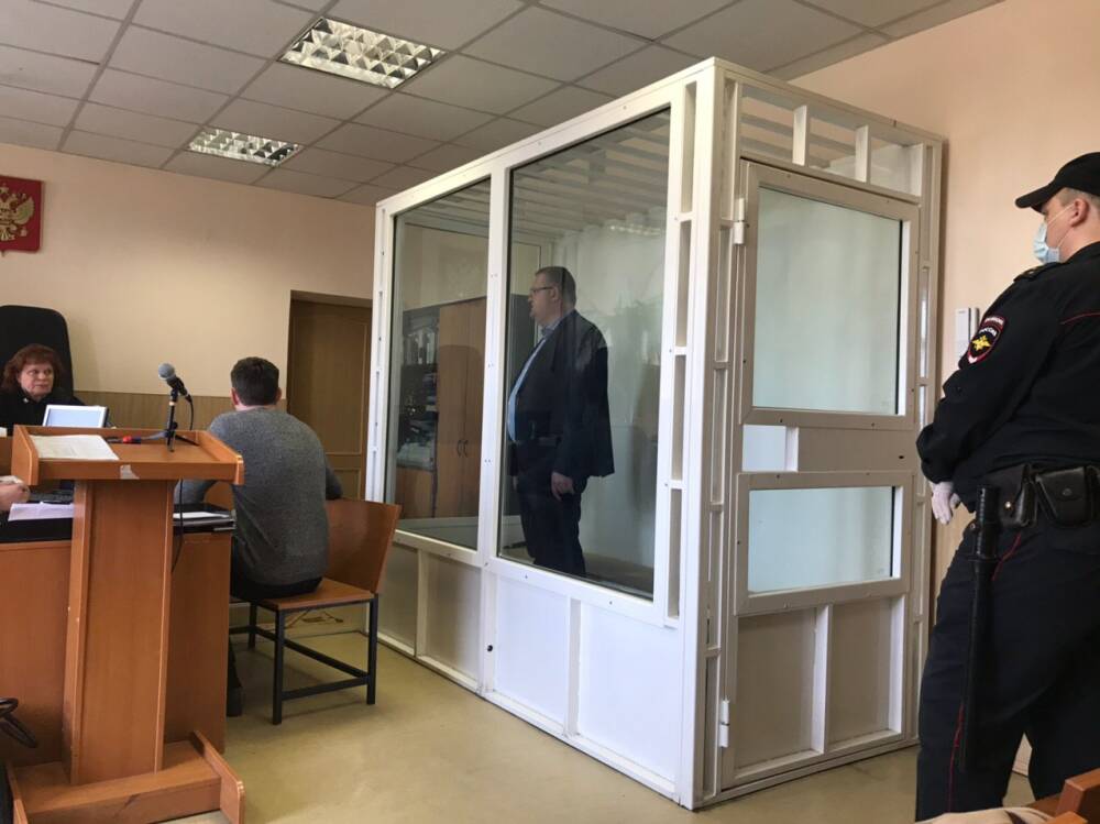 Суд в Петербурге отправил экс-замглавы Красносельского района Миронова в колонию на 5 лет