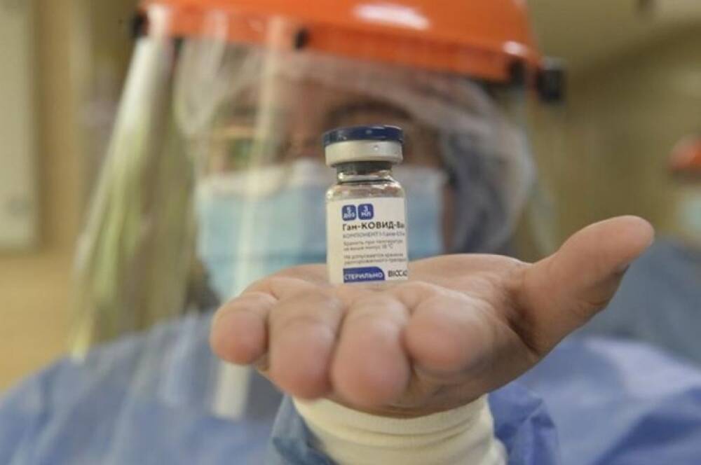 Центр имени Гамалеи начал адаптировать вакцины к штамму «омикрон»