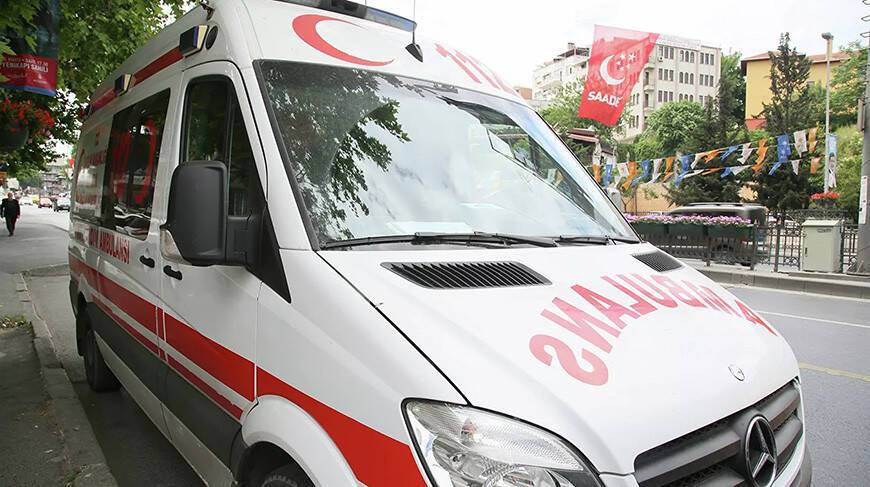 Число пострадавших от урагана в Стамбуле возросло до 38, четверо погибли