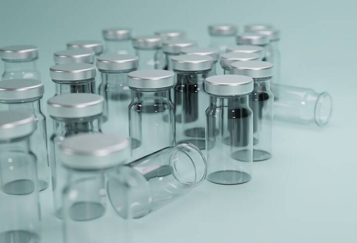 Гинцбург раскрыл сроки модификации вакцины «Спутник V» под омикрон-штамм