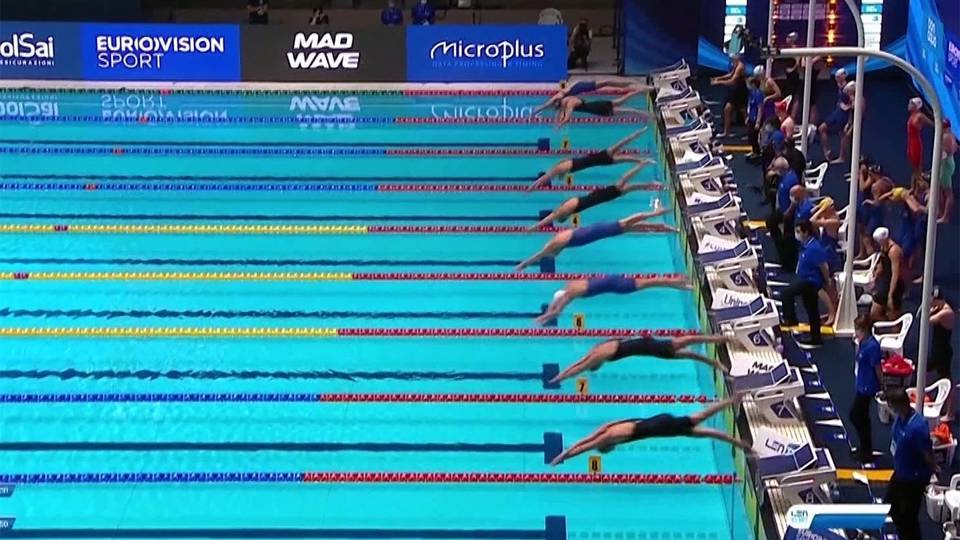 Женская сборная России по плаванию выиграла эстафету 4х50 метров кролем на Чемпионате Европы в Казани