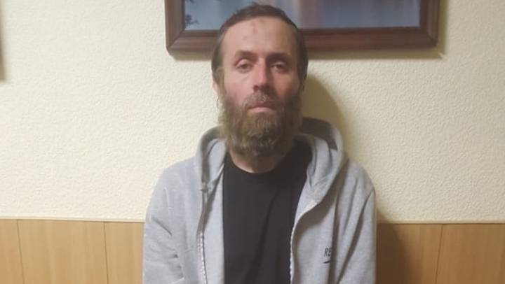 Появились фотографии сбежавшего из психиатрической больницы в Астрахани преступника