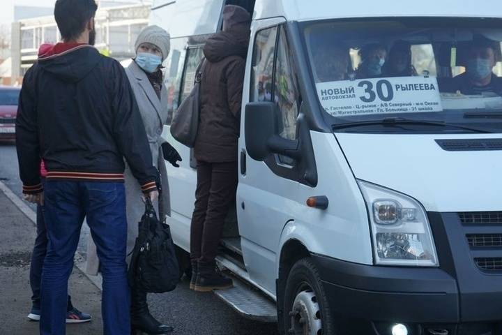 В Тамбове соблюдение антиковидных мер проверили в 40 автобусах городских маршрутов