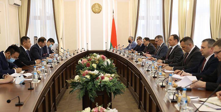 Роман Головченко обсудил с руководством "Ситик Констракшн" реализацию крупных инвестпроектов в Беларуси