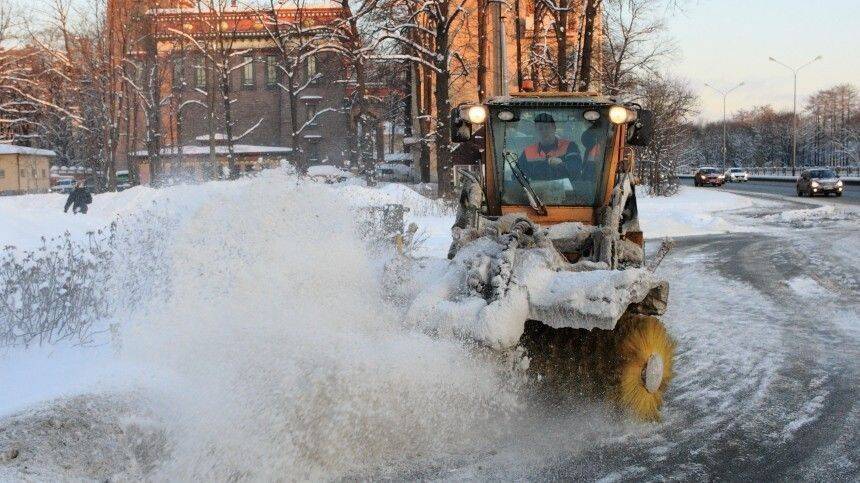 Петербургу снег, а Москве ливень: столицы России накроют мощнейшие за 70 лет осадки