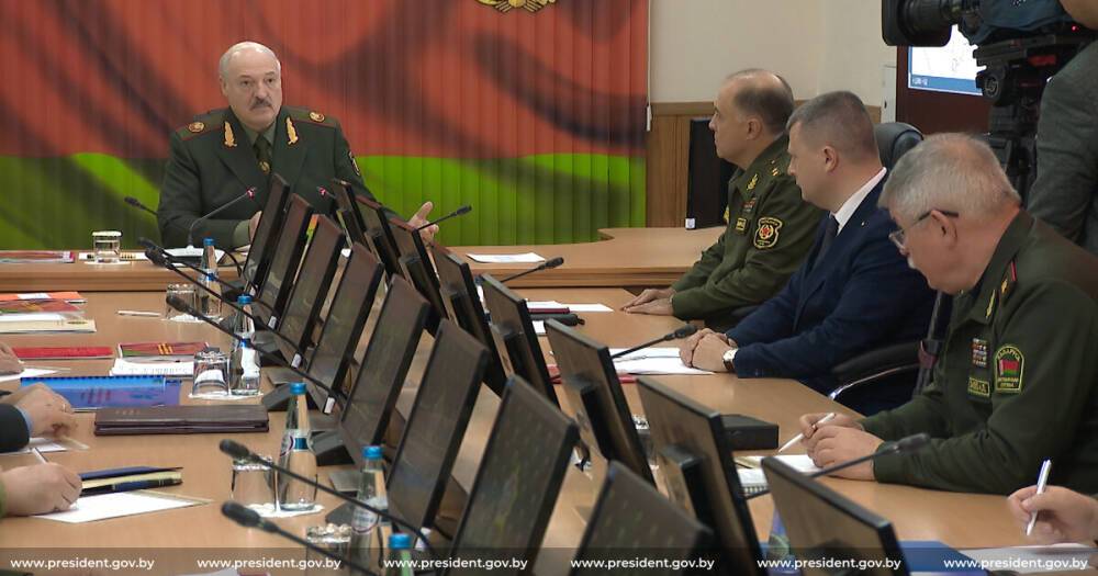 Россия с Беларусью проведут военные учения у границ Украины