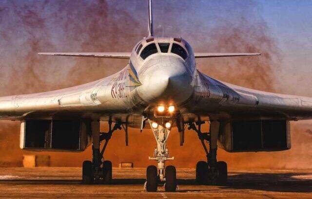 Американцы так не летают: Ту-160М новой сборки охладит горячие головы на Западе