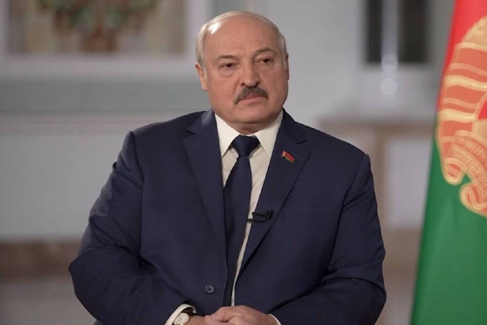 Лукашенко пригрозил вернуть ядерное оружие России в Белоруссию