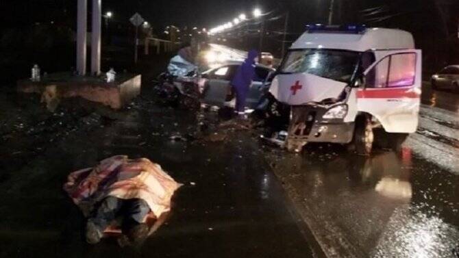 В Саратове в ДТП погиб водитель «скорой»