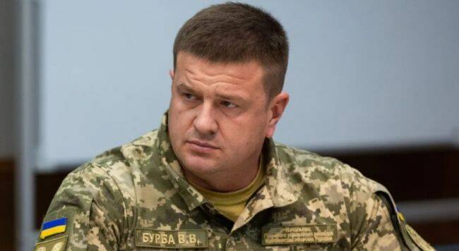 Бывший глава военной разведки Украины срочно покинул страну
