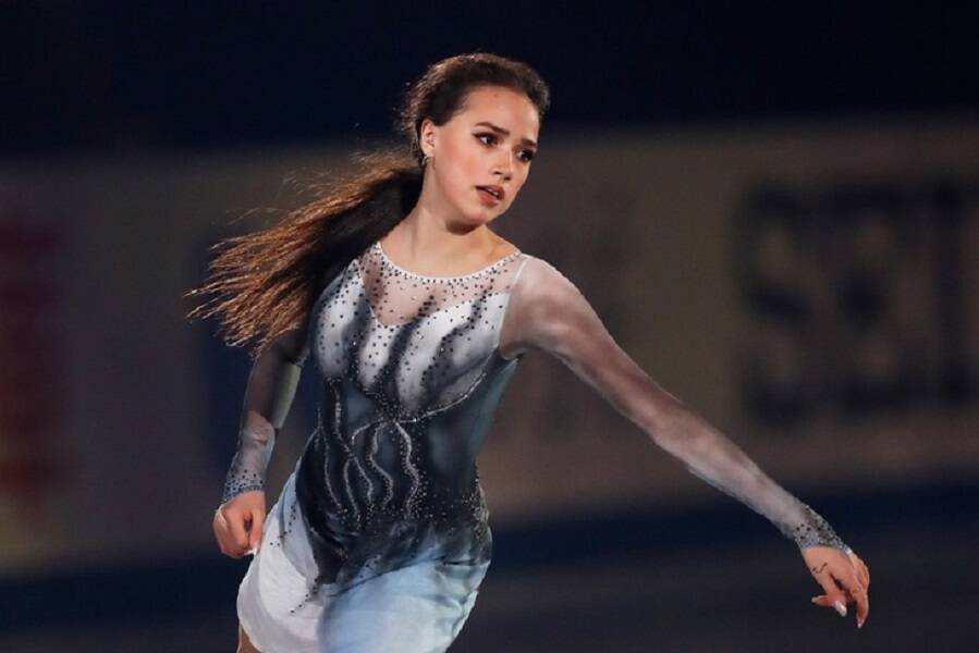 Загитова поблагодарила миланский талисман за победу на чемпионате мира в Японии. ВИДЕО