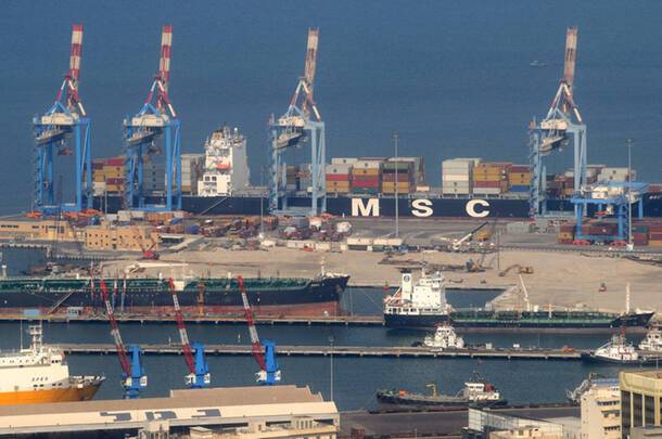 Фантастические зарплаты в порту Хайфы: 200 работников получают больше гендиректора