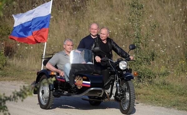 Аксенов ждет Лукашенко в Крыму: "Это визит откроет колоссальные возможности"