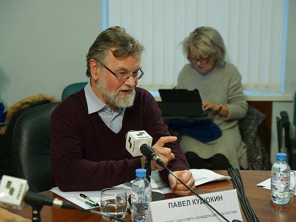 Социолог Кудюкин: Многие решения в Кремле определяются совершенно иррациональными соображениями