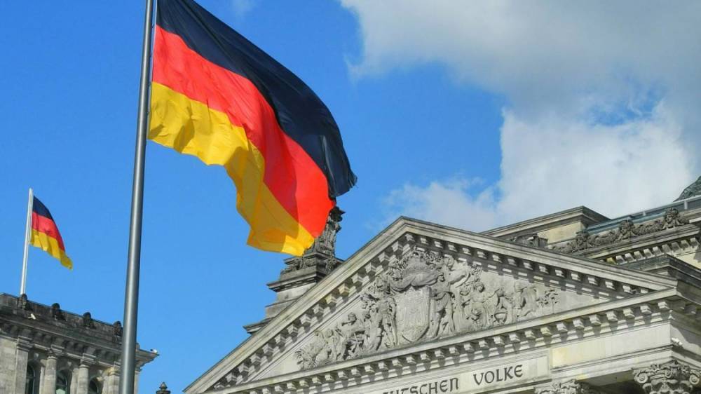 Немецкие депутаты считают маловероятным введение «СП-2» в эксплуатацию до конца года