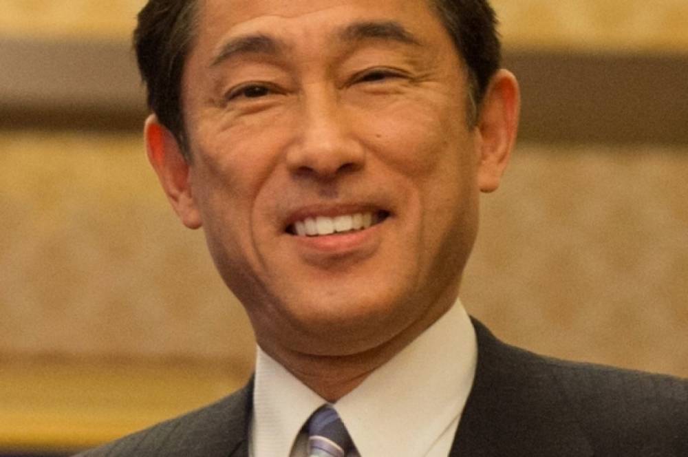 Премьер Японии временно станет главой МИД до назначения нового министра