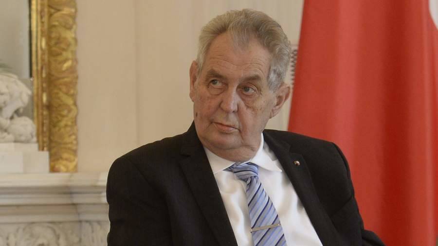 Президента Чехии Земана перевели из реанимации в обычную палату
