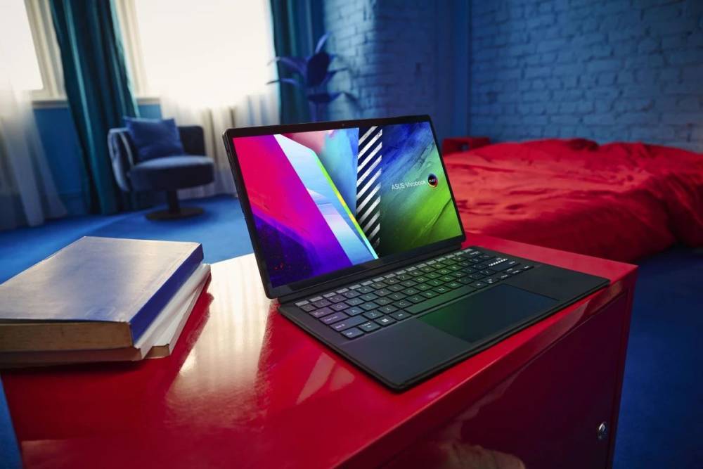 Asus выпустила первый 13-дюймовый ноутбук со съемным OLED-дисплеем