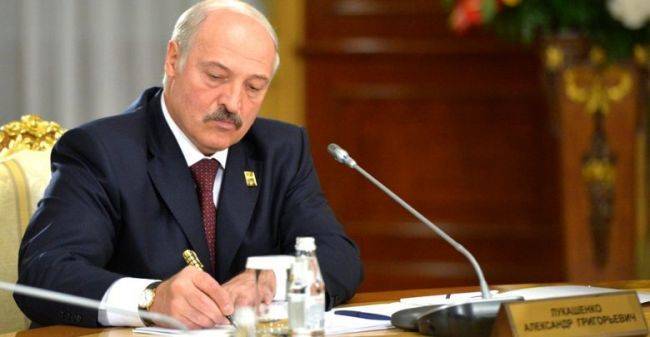 Лукашенко подписал декрет, утверждающий союзные программы с Россией