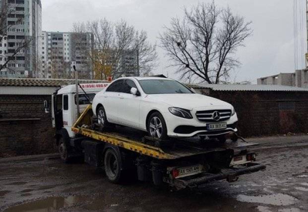 Неоплаченные штрафы: в Украине впервые у водителя забрали автомобиль