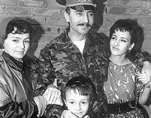 Какое гражданство получили жена и дети Джохара Дудаева - Русская семерка