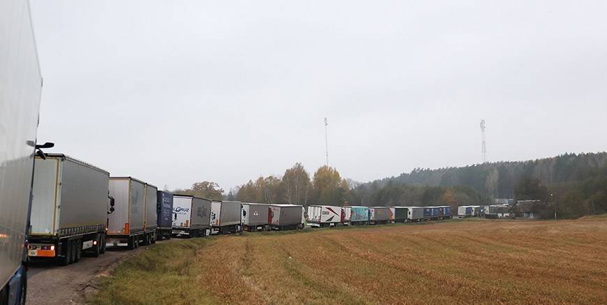 Выезда из Беларуси в ЕС на границе ожидает более 1,2 тыс. фур