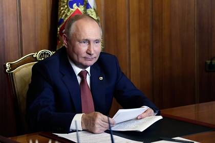 Путин поддержал идею новых выплат участникам обороны Севастополя