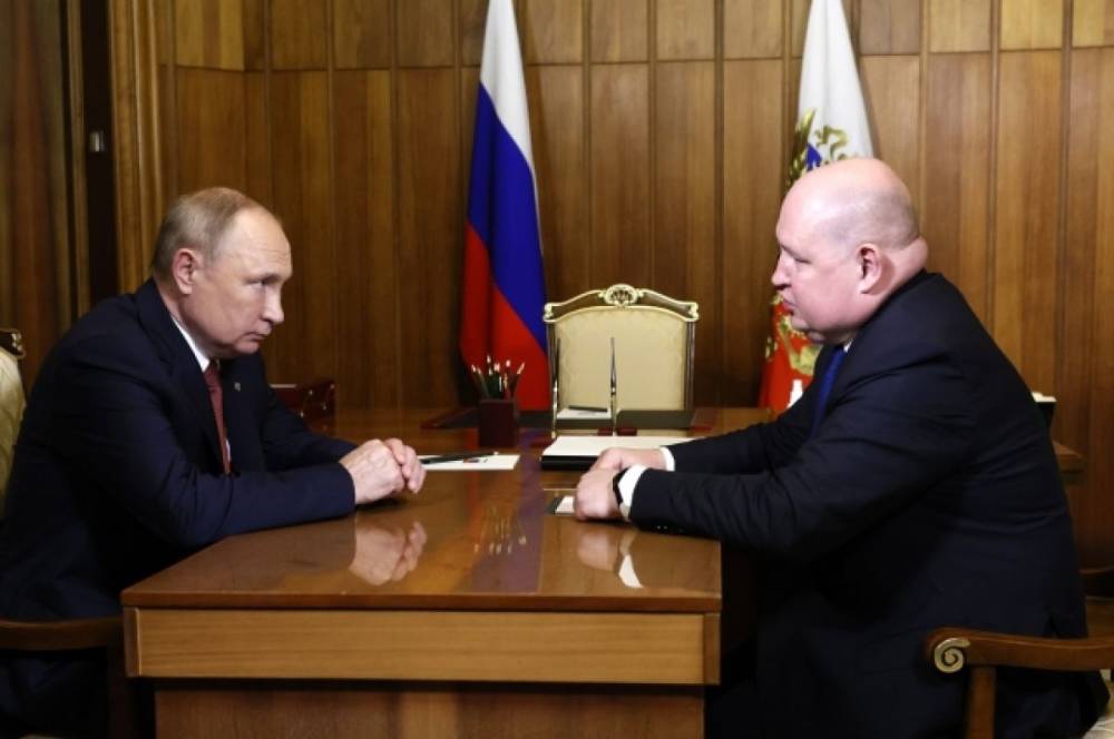 Путин пообещал рассмотреть просьбу о новых выплатах защитникам Севастополя