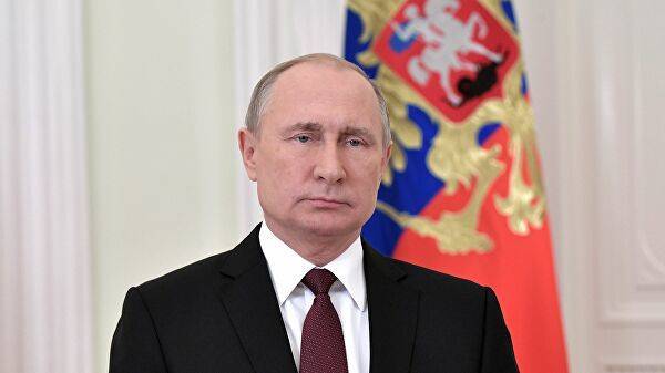 Путин прибыл в Севастополь в День народного единства