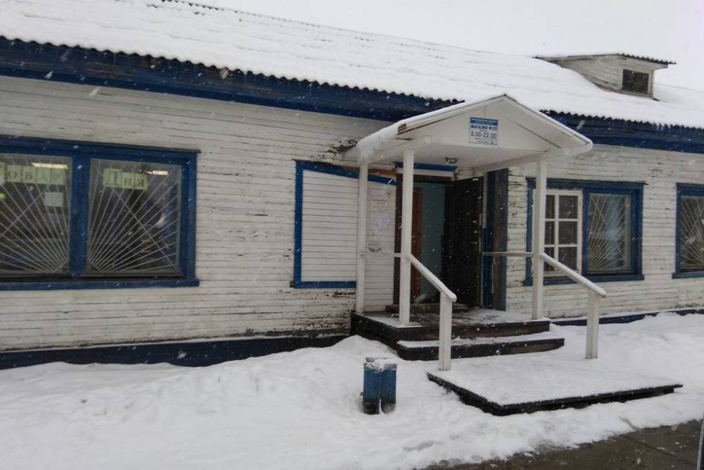 Жители острова в черте Архангельска остались без продуктового магазина