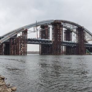 СБУ: В Киеве на строительстве моста пытались разворовать 3 млрд грн. Фото