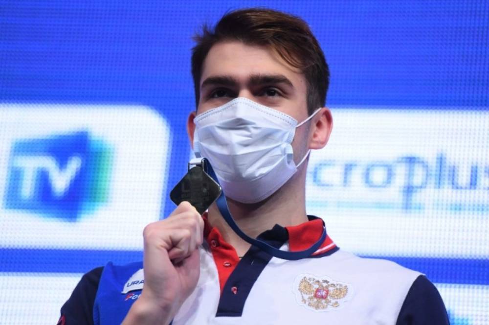 Россиянин Колесников стал чемпионом Европы по плаванию на короткой воде