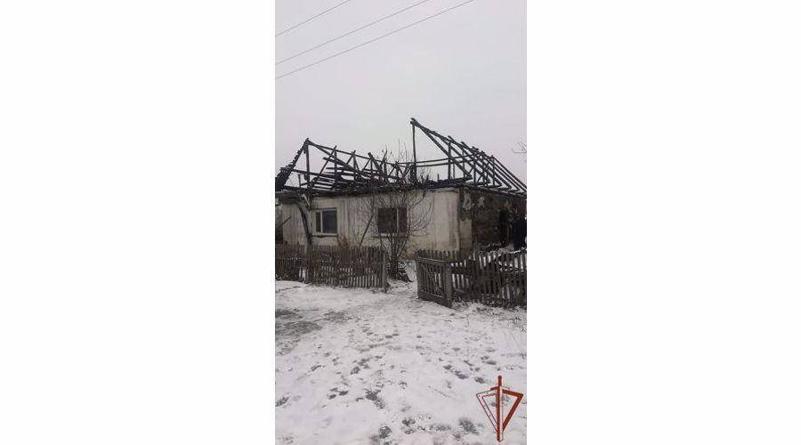 Росгвардеец спас пенсионерку из горящего дома под Новосибирском