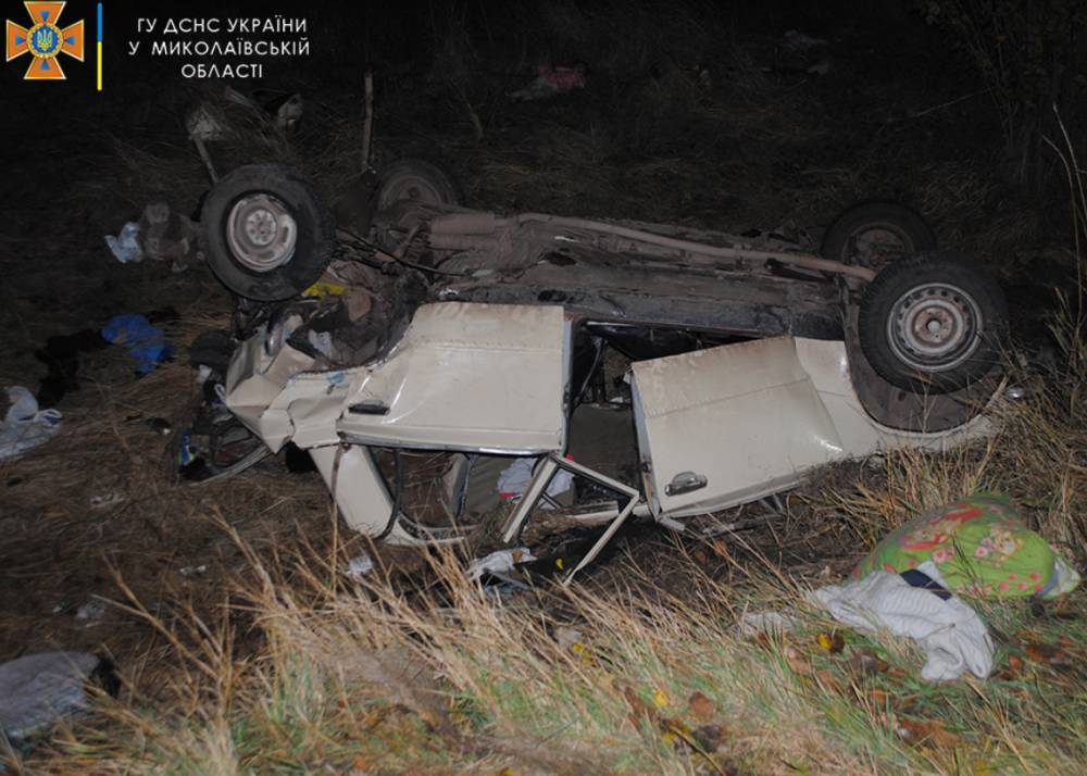 Смертельное ДТП на Одесской трассе: погибли водитель и двое его малолетних детей