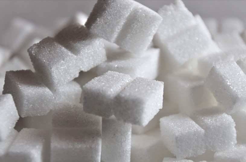 Нутрициолог Яковлева назвала плюсы и минусы отказа от сахара