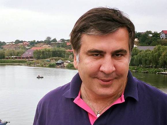 Голодающий Саакашвили решил отказаться даже от приема витаминов