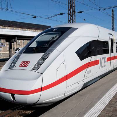 Неизвестные напали на пассажиров в скором поезде в Германии