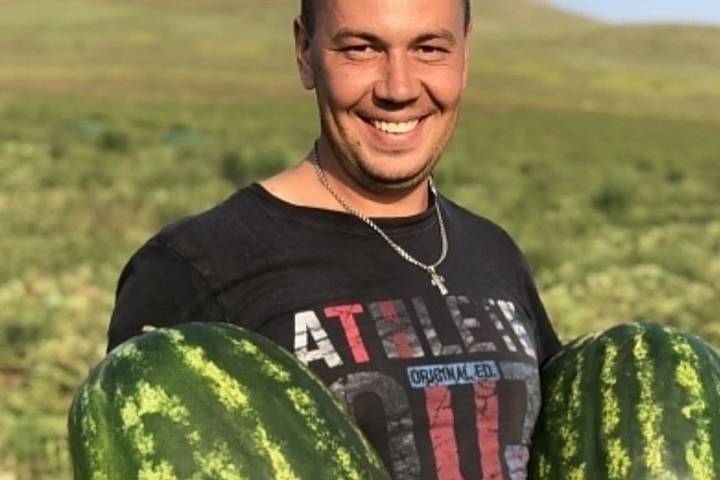 «Грустить мне некогда»: «арбузный» фермер из Бурятии высказался о «Вкусах России»