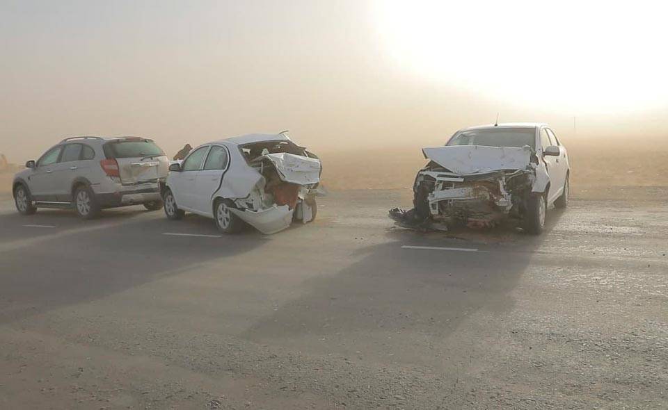 В Узбекистане из–за пыльной бури произошло крупное ДТП, один человек погиб