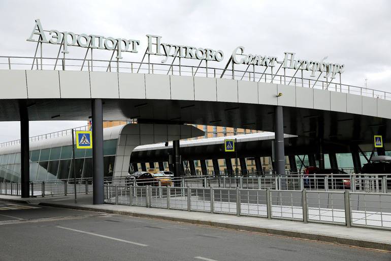 Пять рейсов вылетят из Пулково в пункты назначения с задержкой в воскресенье