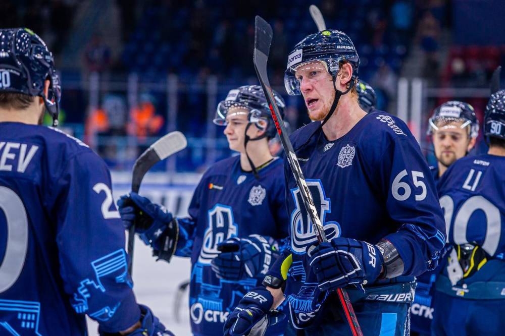 Хоккейная «Сибирь» выиграла второй раз подряд на выезде
