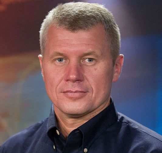 Космонавт Новицкий сыграл на МКС травмированного члена экипажа в ленте «Вызов»