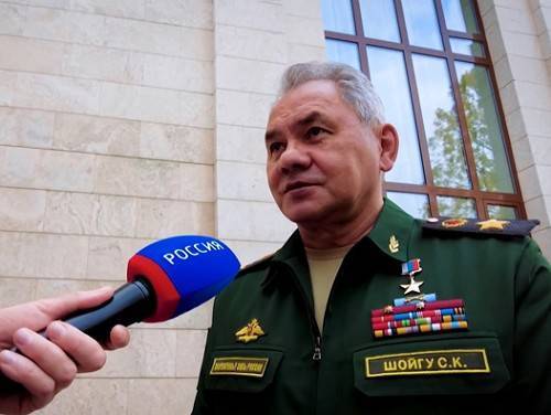 Шойгу рассказал о высоком боевом духе в российской армии