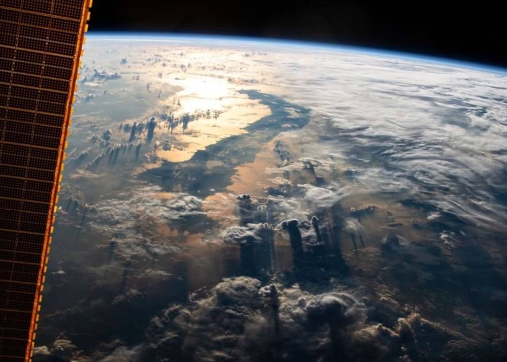МКС пролетела сквозь сильнейшее северное сияние: астронавт показал фото